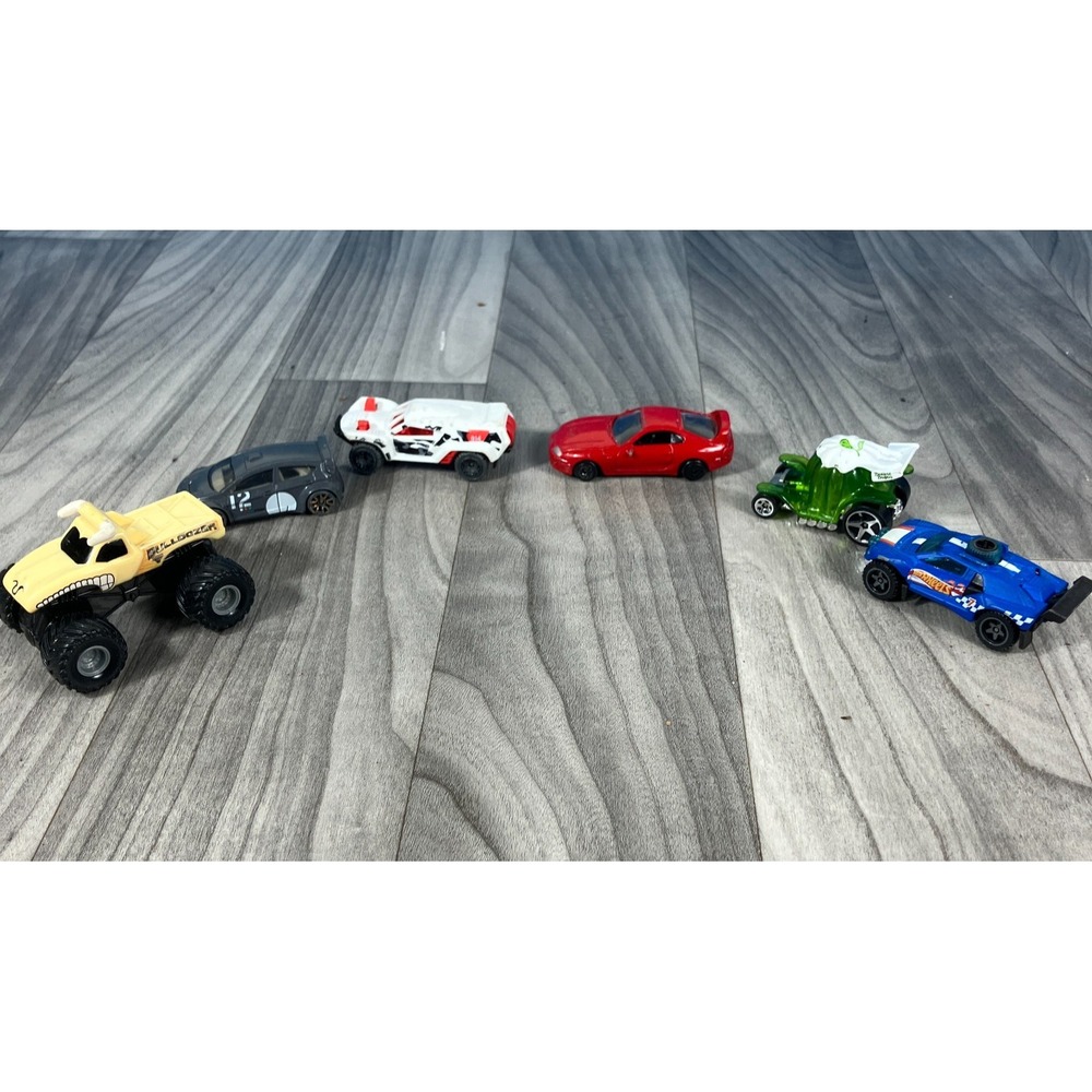 Lot of 6 Hot Wheels Diecast Cars 2011-2022 Bulldozer Ford‎ Fiesta